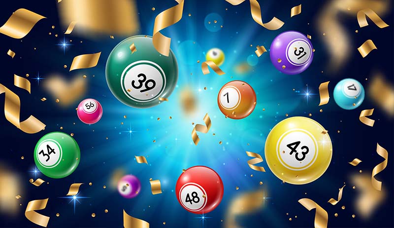 Kuglice lutrije bingo, loto ili keno kockanje. Igranje slobodnih aktivnosti, rekreacija, izvlačenje lutrije, šarene kugle sa sretnim brojevima dobitnih kombinacija koje padaju sa zlatnim konfetima.